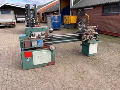 TOS SV18RA Draaibank Lathe