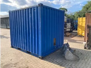 Ge&iuml;soleerdere zeecontainer 8FT